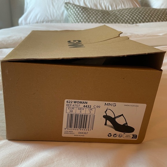 NWT Mango Heeled leather sandals with straps - Picture 11 of 11